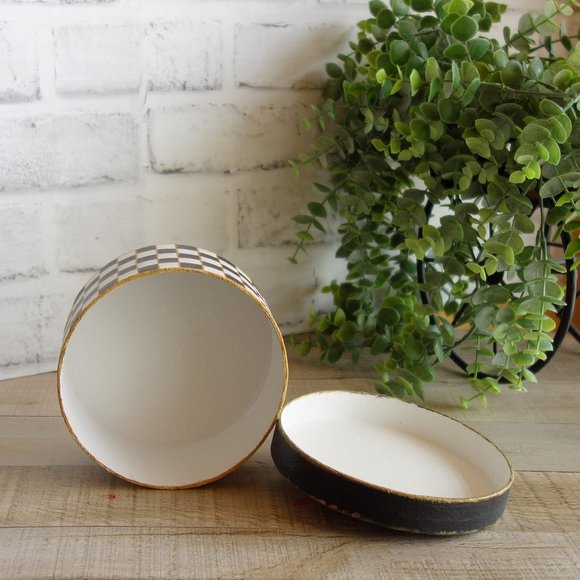 Vintage Check Small Decorative Hat Box Checked Storage Box Checked Gift Wrap Box - Picture 8 of 9